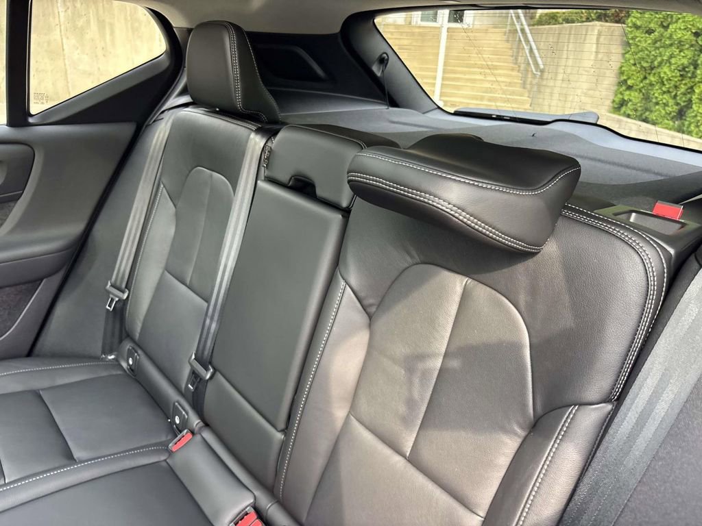 New 2026 Volvo XC40 B5 Plus w/ Protection Package Premier image 26