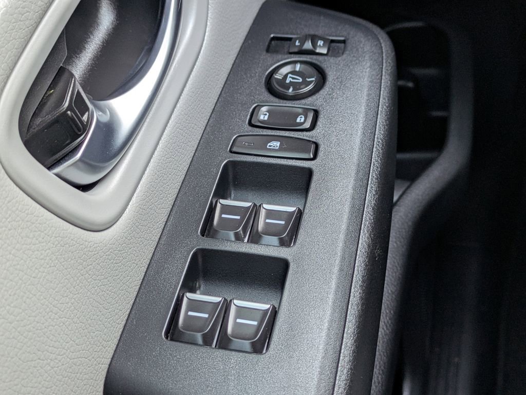 Used 2025 Honda Pilot Touring image 26