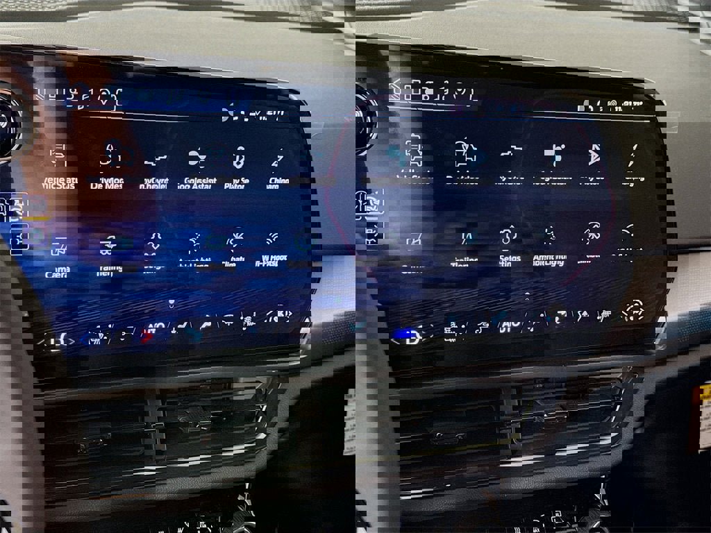 New 2026 Chevrolet Equinox EV RS image 10