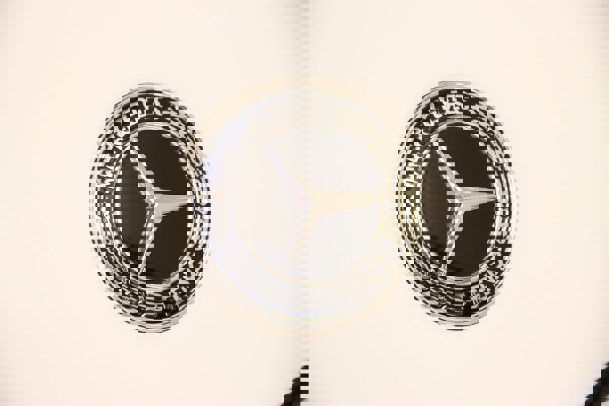 Used 2025 Mercedes-Benz E 350 4MATIC Sedan image 75