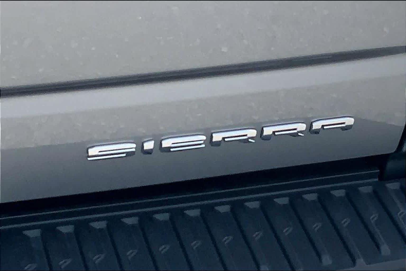 Used 2025 GMC Sierra 1500 Denali Ultimate AWD/4WD image 10