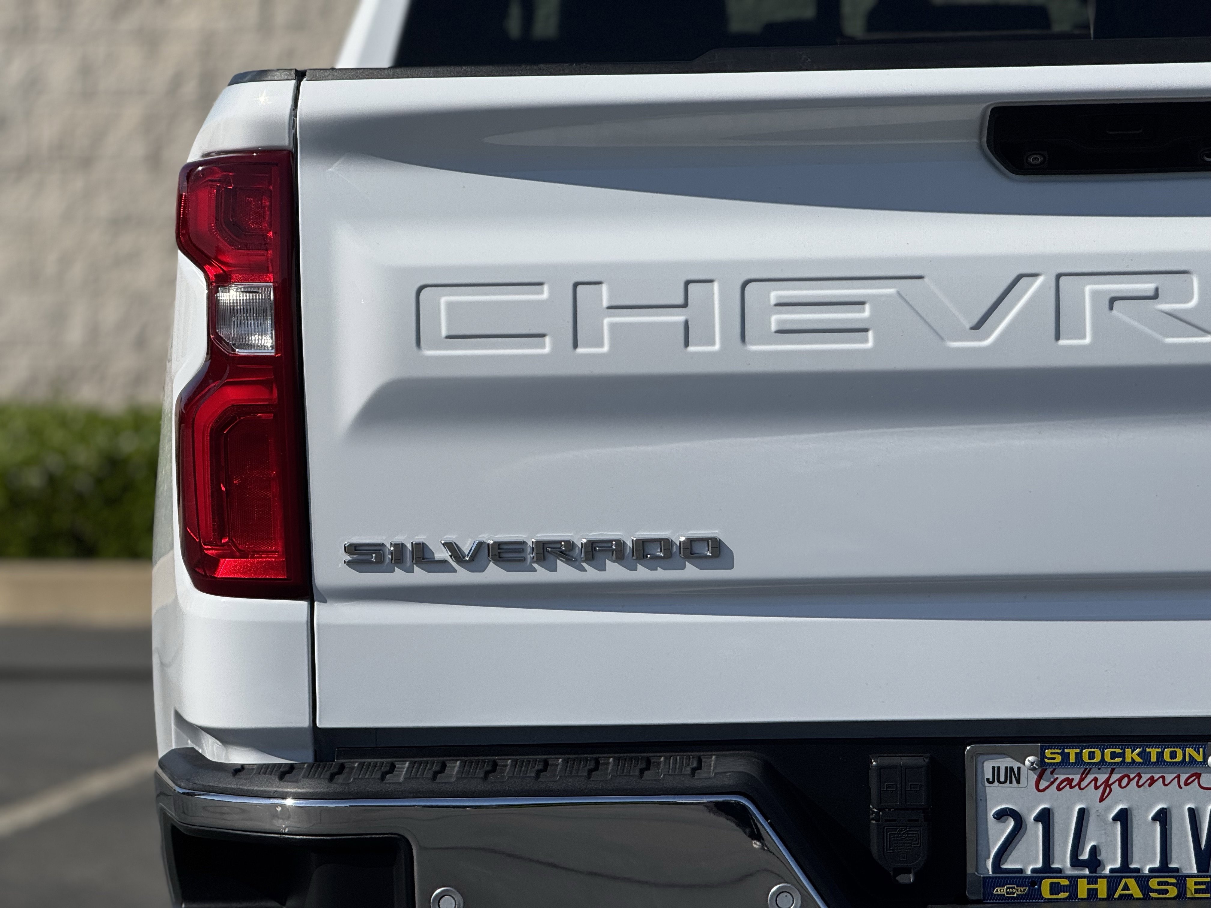 Used 2023 Chevrolet Silverado 1500 LTZ w/ Technology Package AWD/4WD image 7