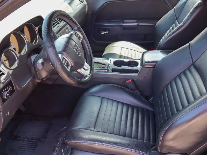 Used 2014 Dodge Challenger SXT Plus RWD image 11