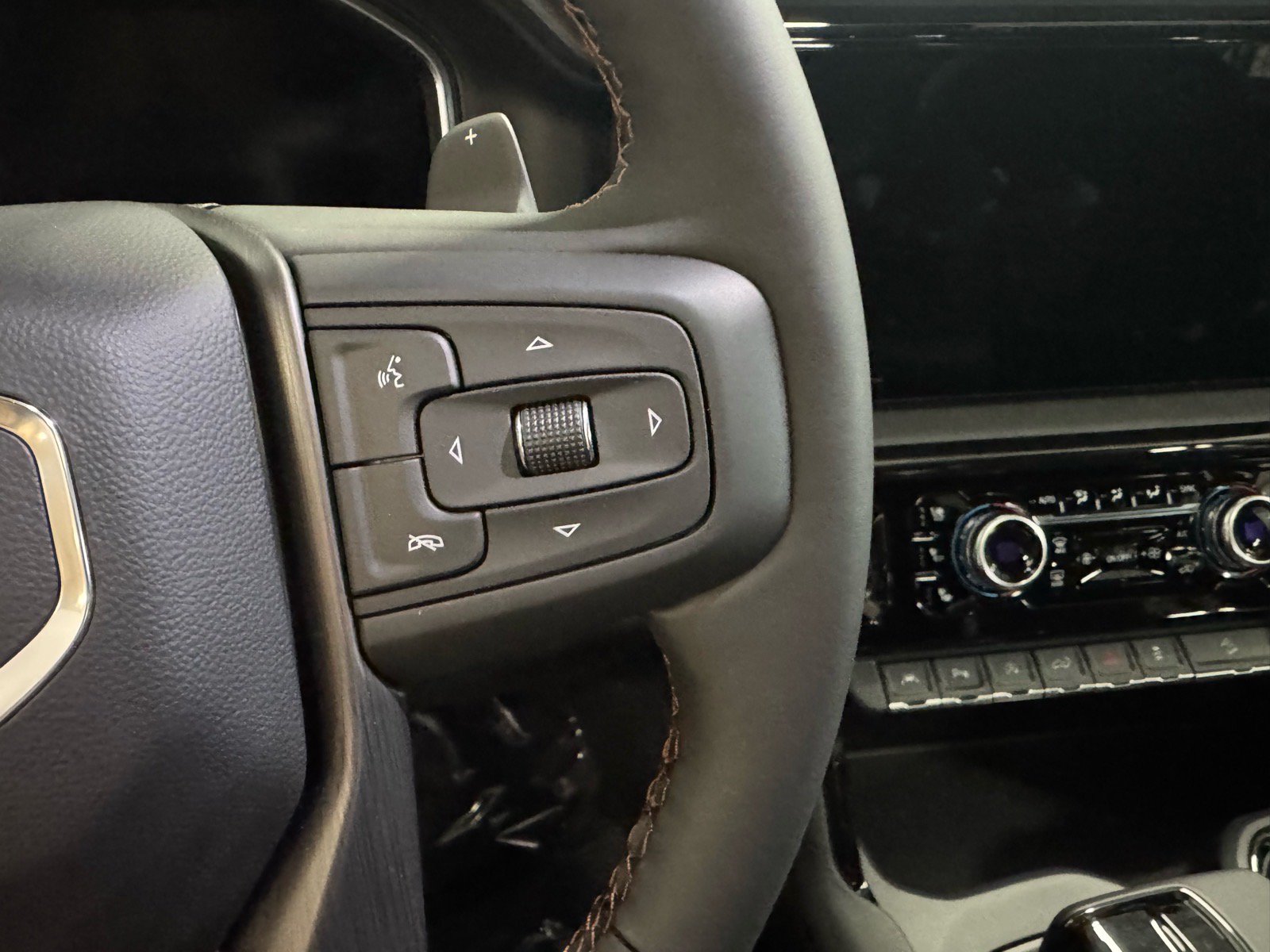 New 2026 GMC Sierra 1500 AT4 w/ AT4 Premium Package AWD/4WD image 21