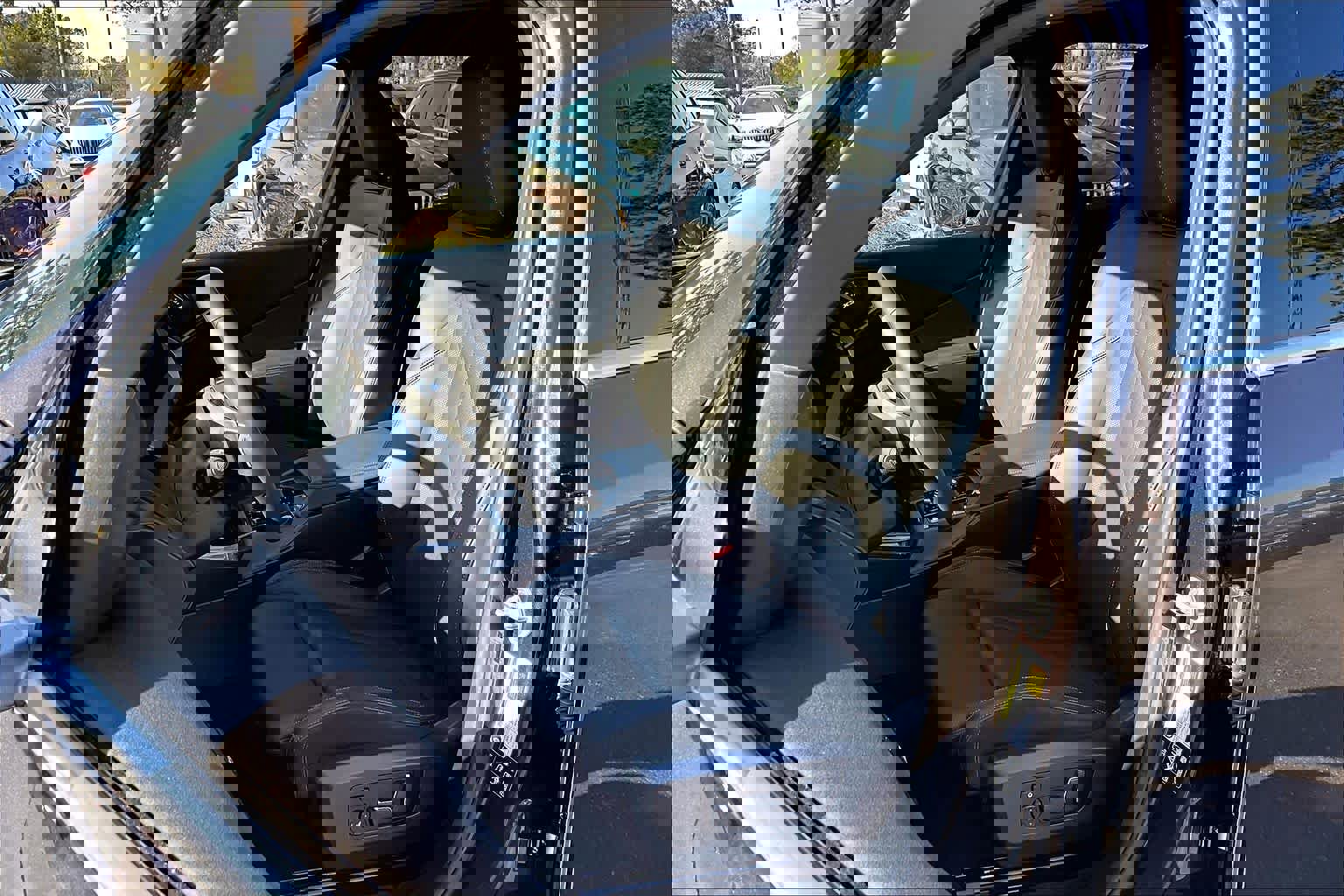 Certified 2025 BMW X3 xDrive30i image 8