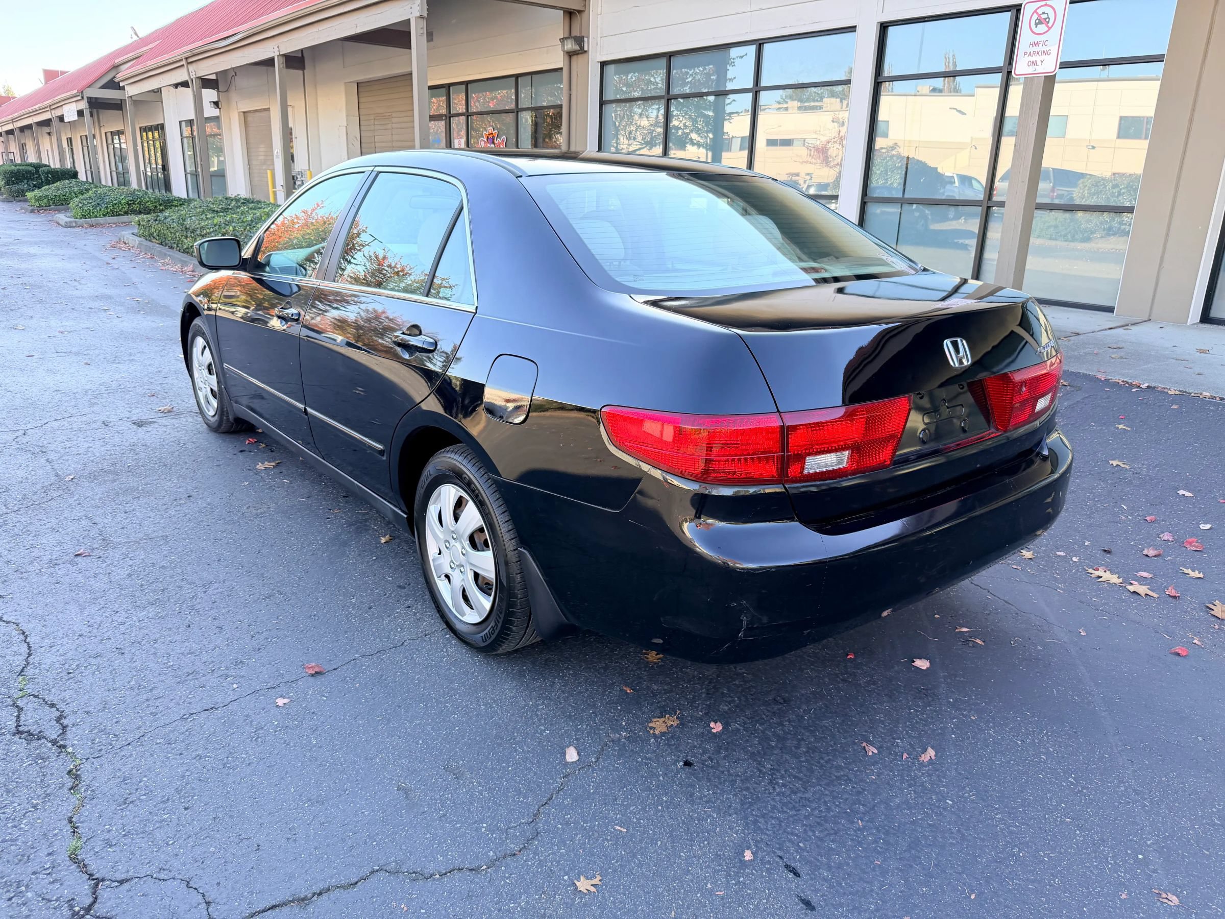 Used 2005 Honda Accord LX image 3