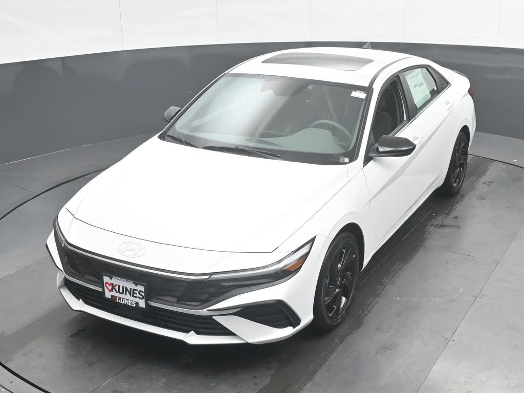 New 2026 Hyundai Elantra SEL Sport Premium FWD image 34
