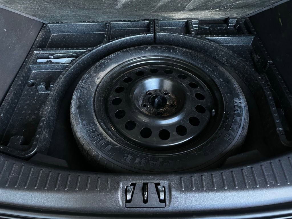 Used 2017 Ford Escape SE image 15