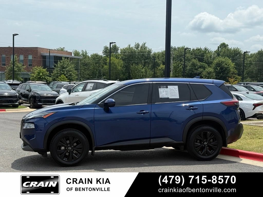 Used 2023 Nissan Rogue SV AWD/4WD image 4