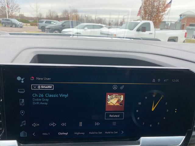 Used 2024 Chevrolet Silverado 3500 LT image 13