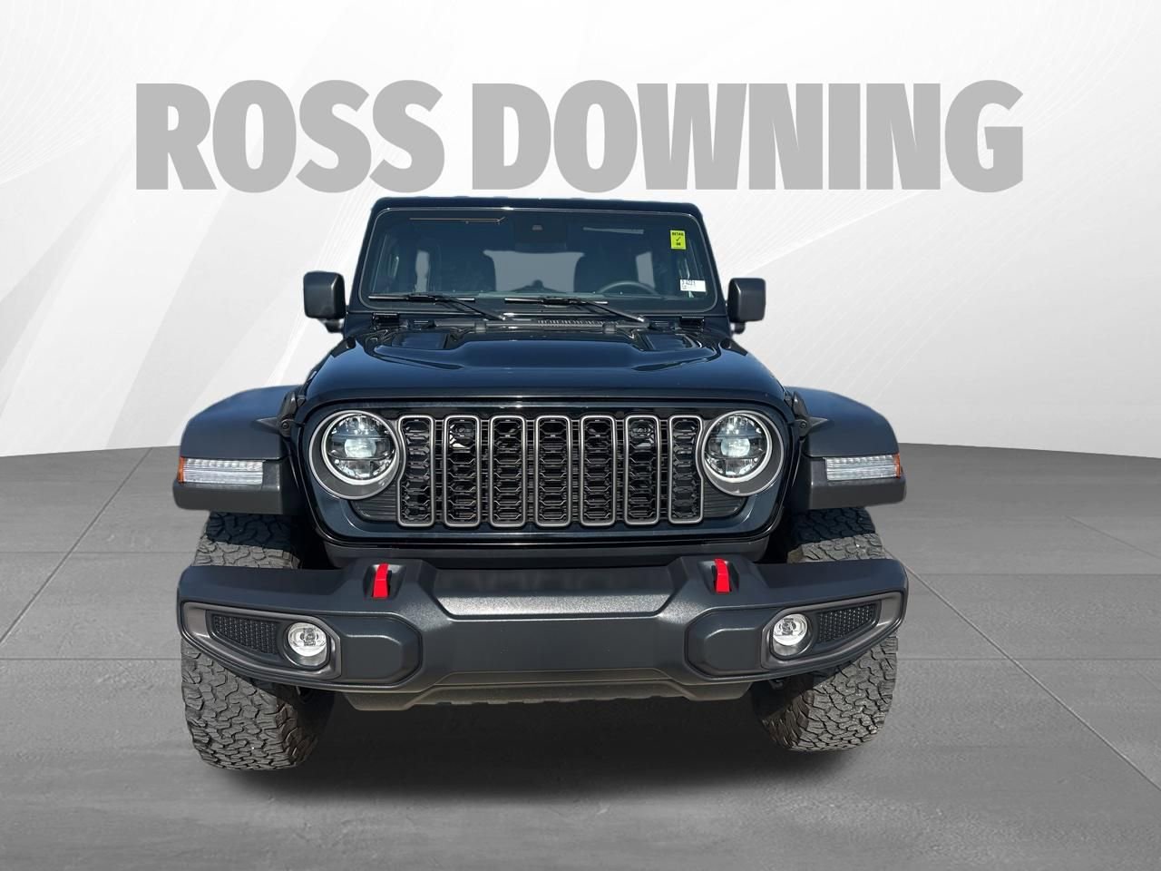 Used 2025 Jeep Wrangler Unlimited Rubicon w/ Convenience Group AWD/4WD image 2