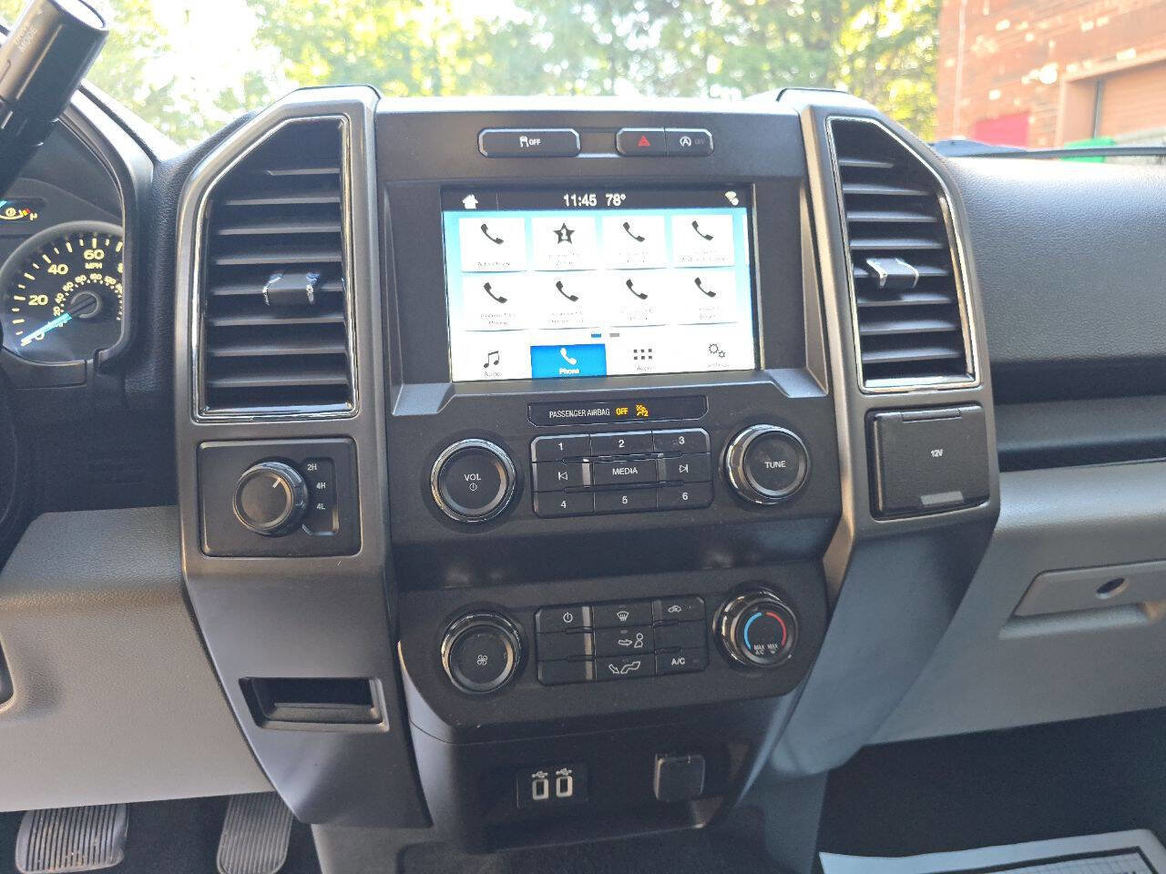 Used 2019 Ford F150 XLT image 17