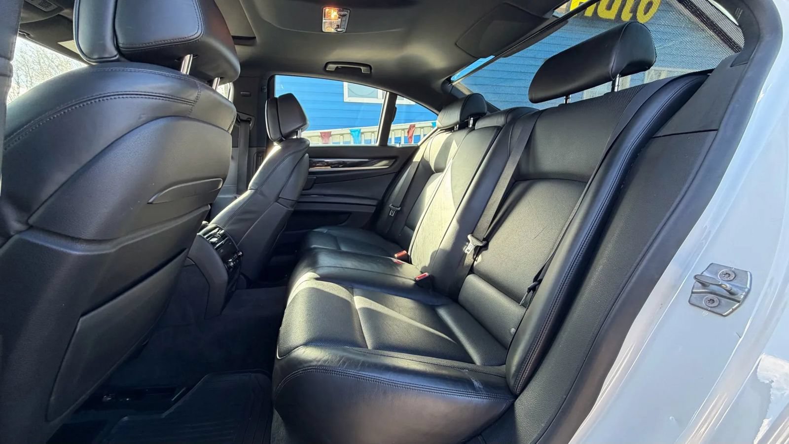 Used 2013 BMW 750i xDrive AWD/4WD image 11