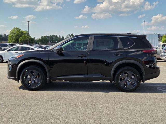 New 2026 Nissan Rogue SV AWD/4WD image 2