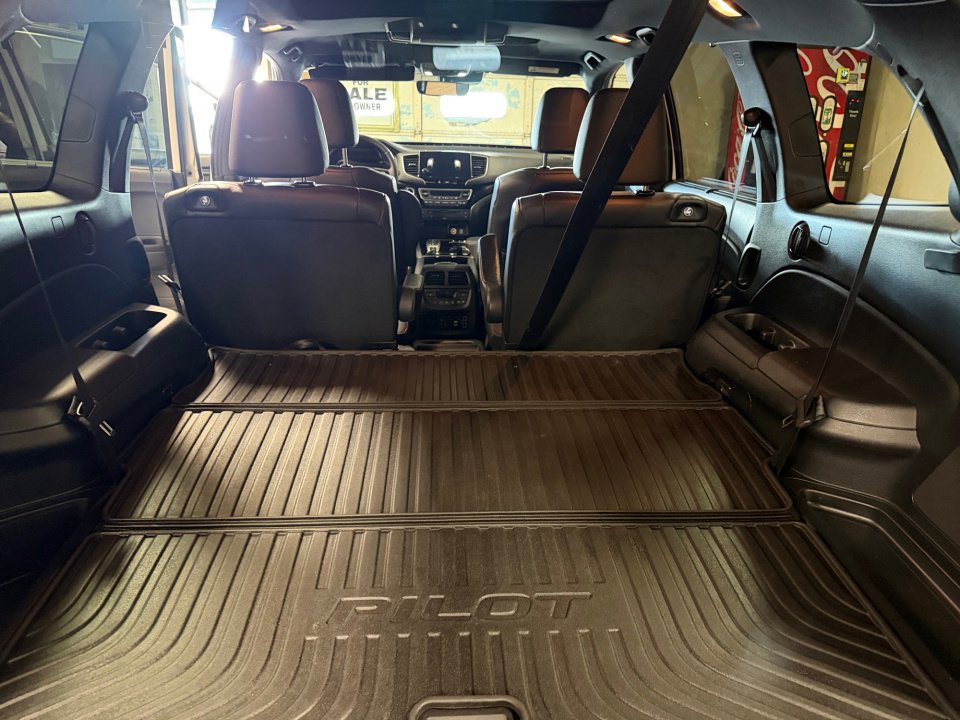 Used 2021 Honda Pilot Black Edition image 19
