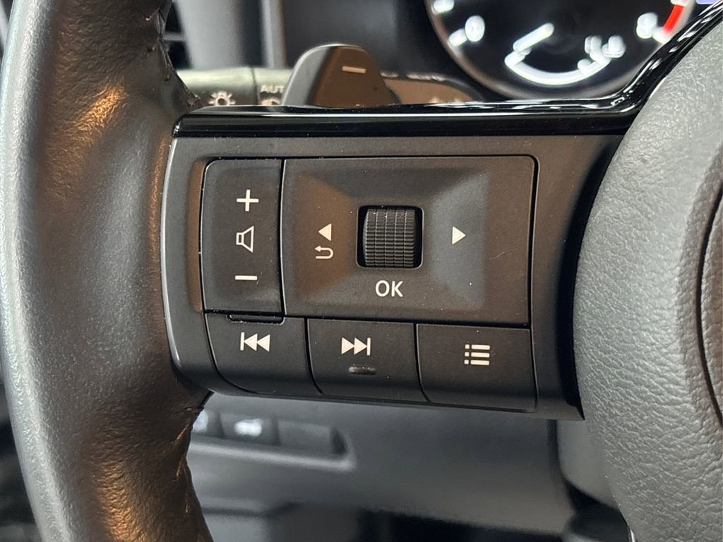 Certified 2023 Nissan Rogue SV w/ SV Premium B Package image 28