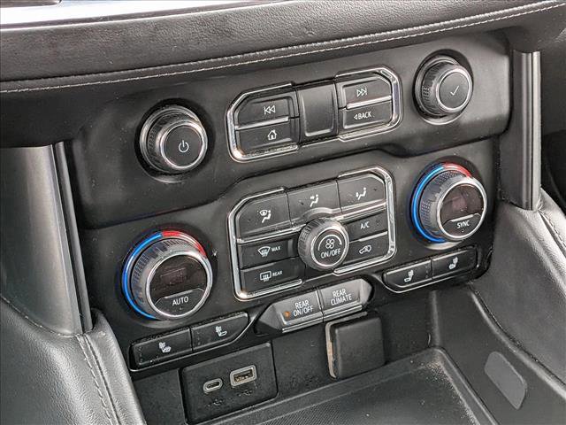 Used 2022 Chevrolet Suburban LT AWD/4WD image 14