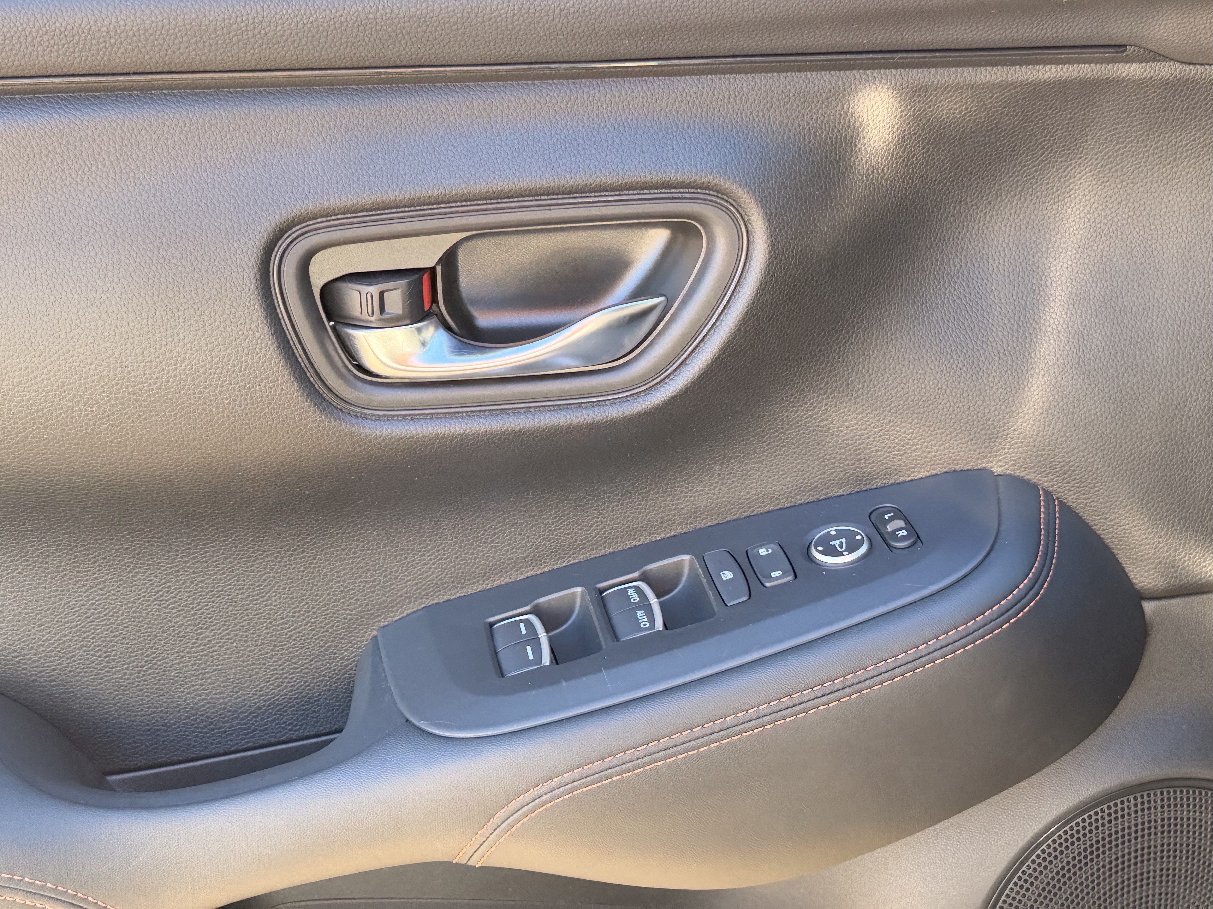 Used 2024 Honda HR-V Sport image 10