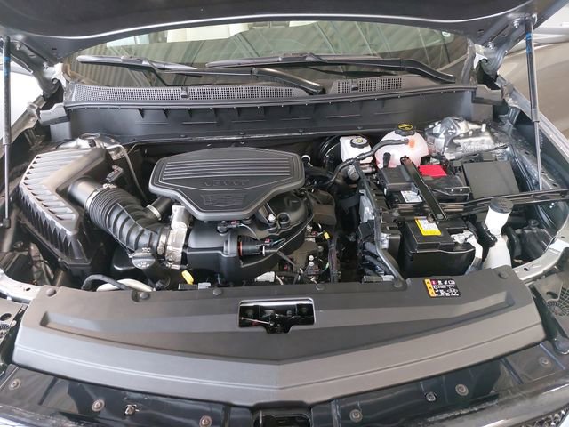 Used 2025 Cadillac XT6 Sport w/ LPO, Floor Liner Package image 32