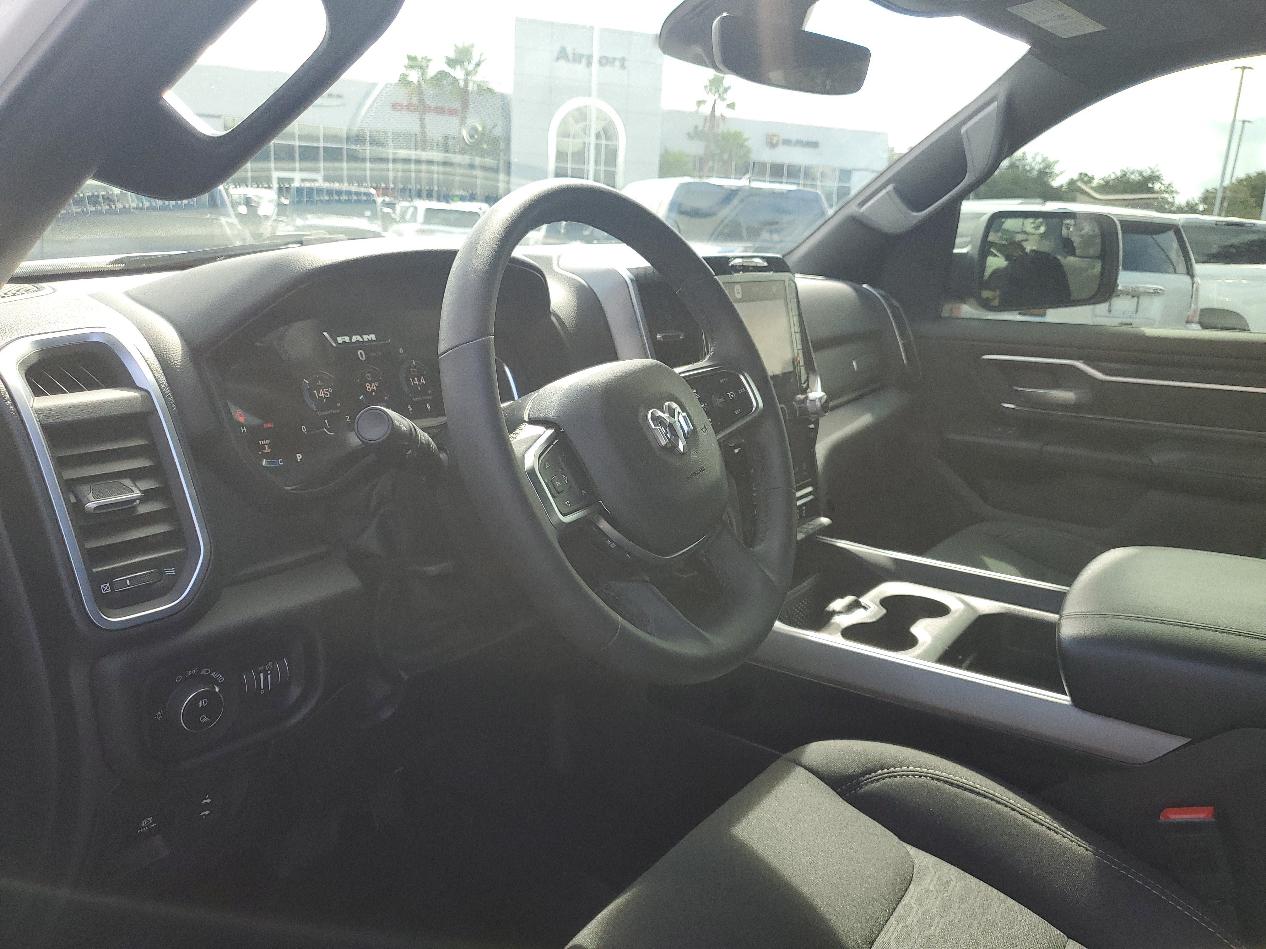 Used 2025 RAM 1500 Big Horn AWD/4WD image 13