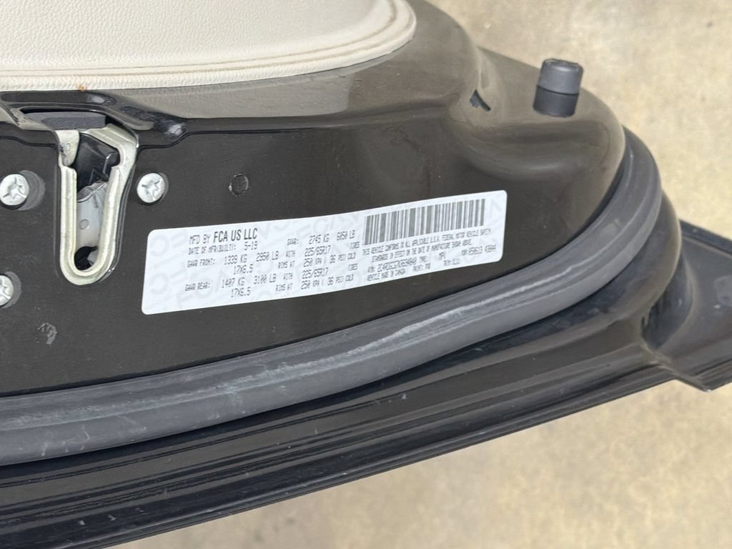 Used 2019 Dodge Grand Caravan SXT FWD image 33