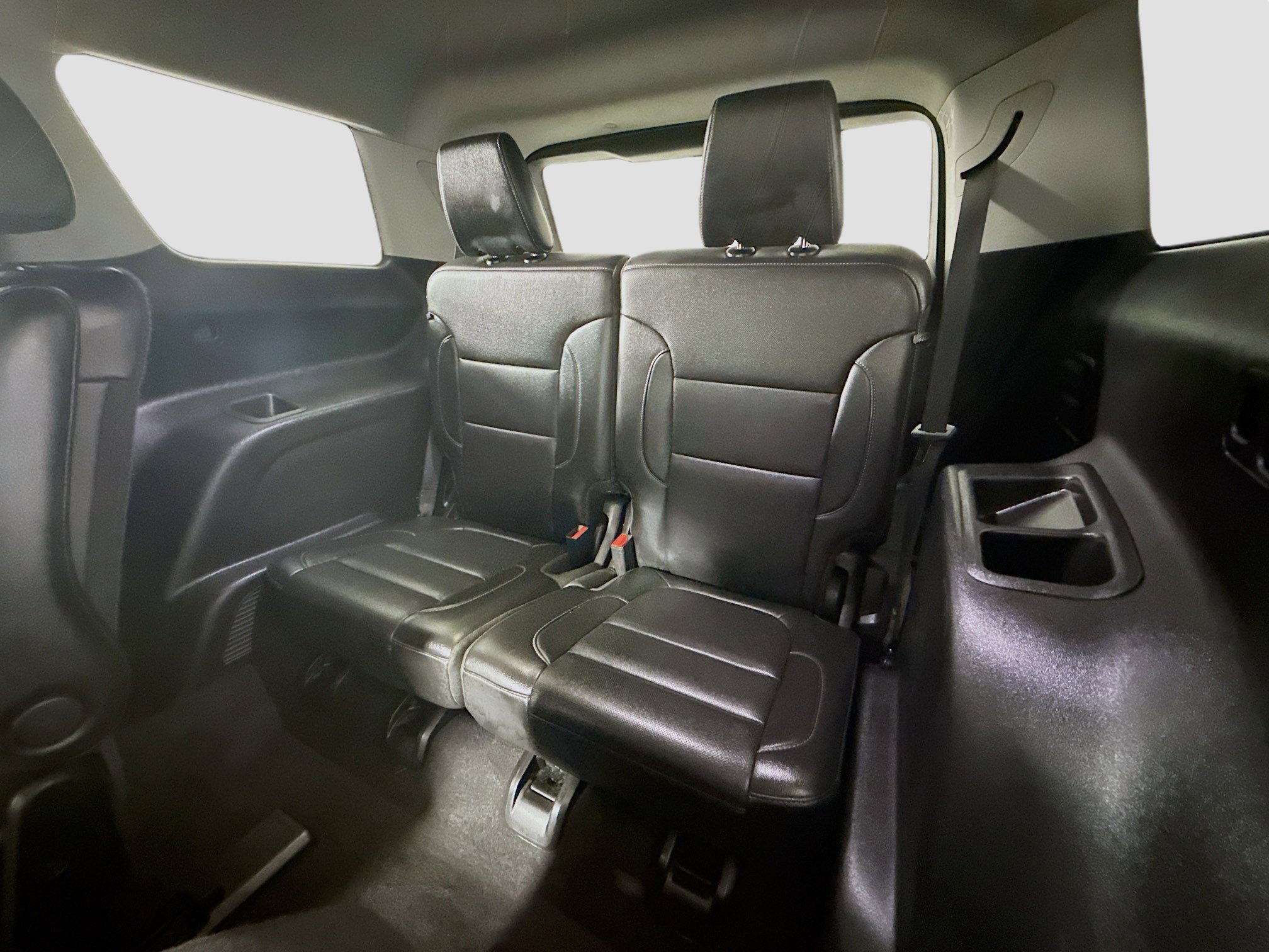 Used 2023 GMC Acadia SLT image 42