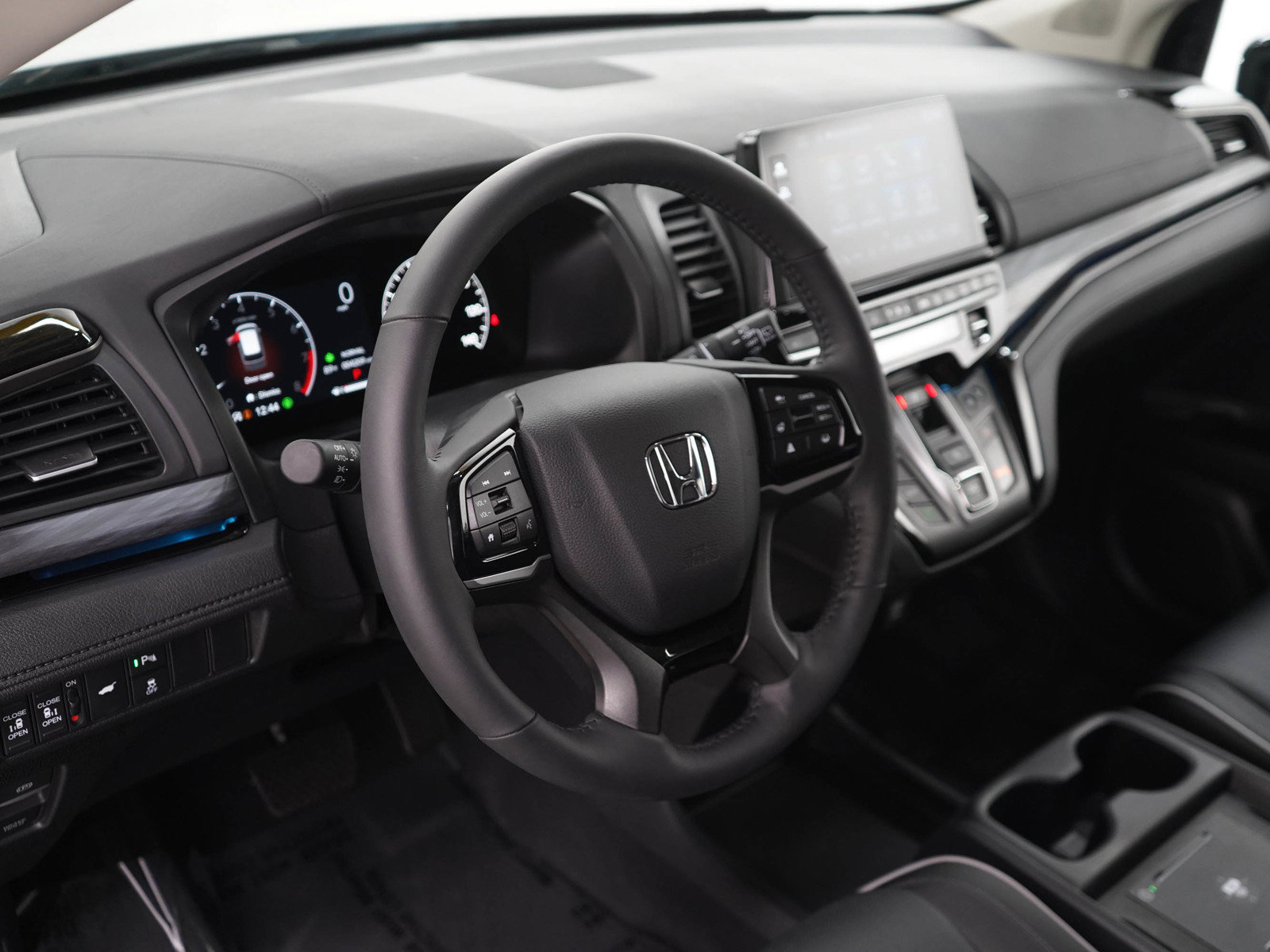 Used 2026 Honda Odyssey Elite image 25