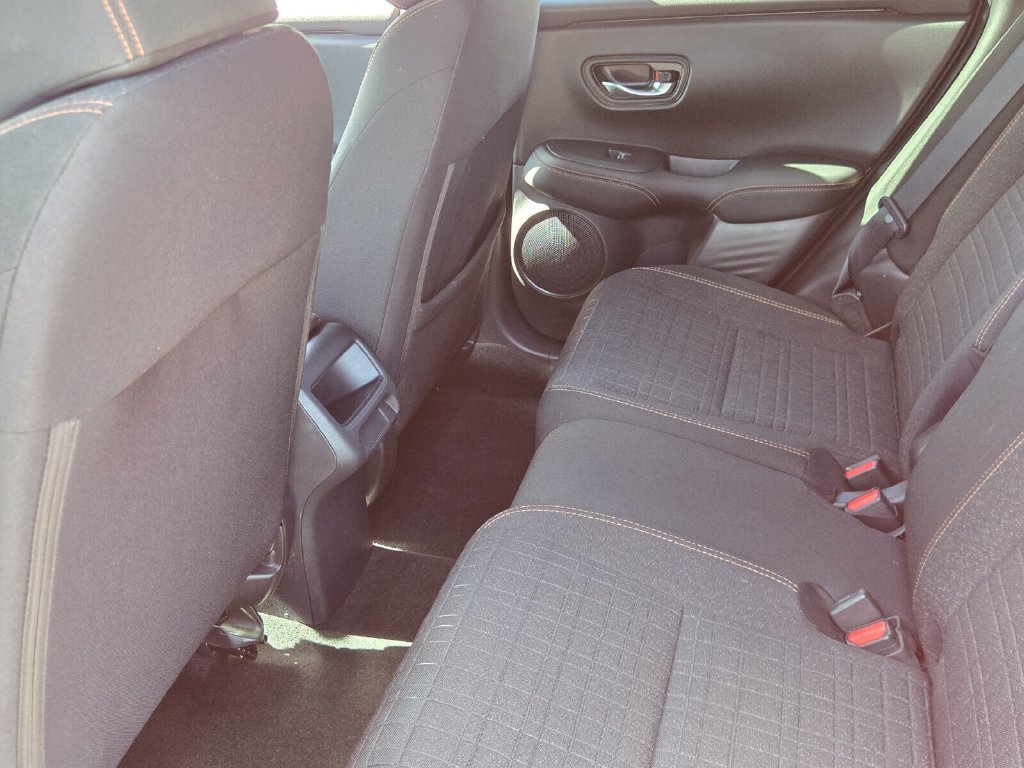 Certified 2025 Honda HR-V Sport image 12