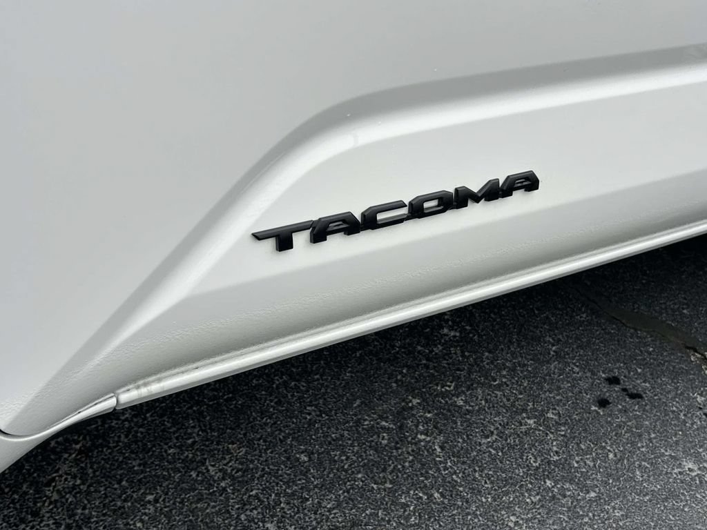 New 2026 Toyota Tacoma TRD Off-Road AWD/4WD image 9