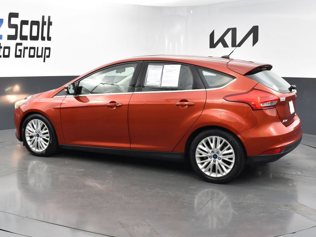 Used 2018 Ford Focus Titanium FWD image 3