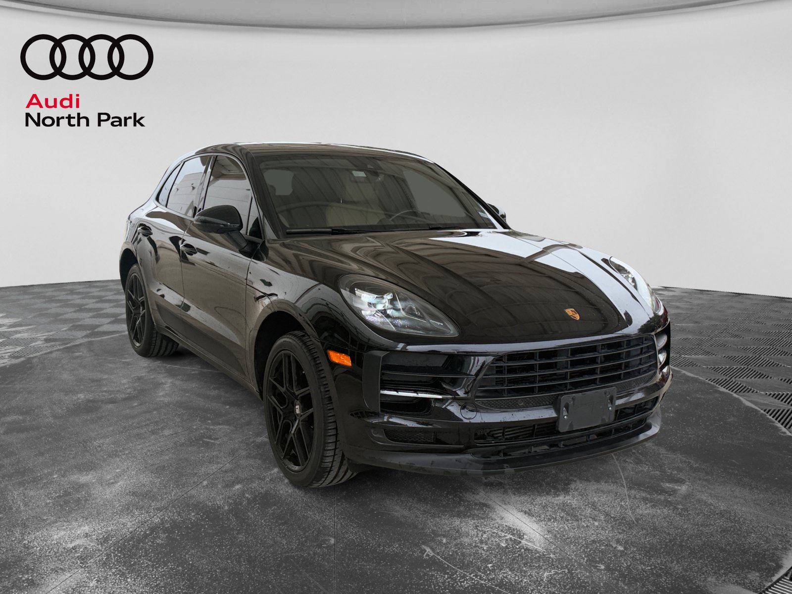 Used 2020 Porsche Macan AWD/4WD image 7
