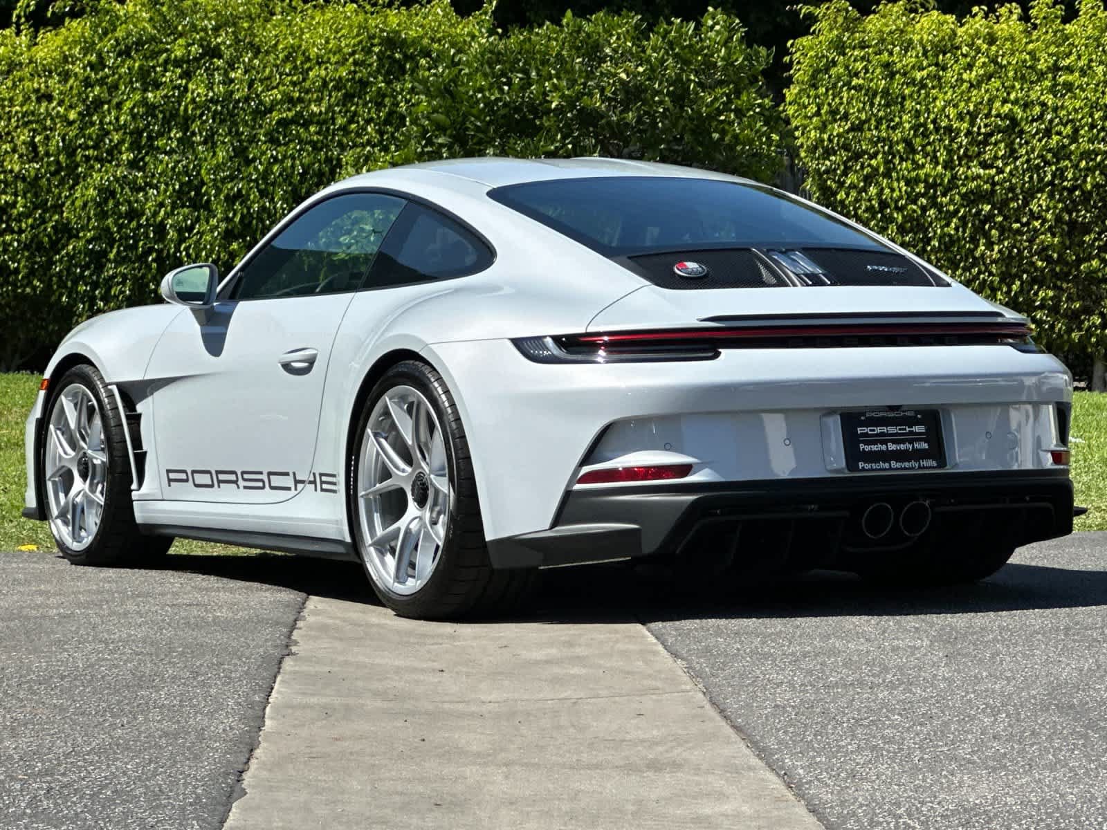 Certified 2024 Porsche 911 GT3 RS RWD image 3
