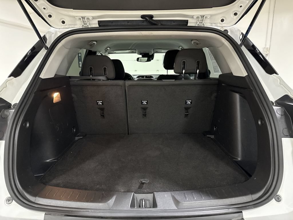 Used 2022 Chevrolet TrailBlazer LT w/ Convenience Package FWD image 23