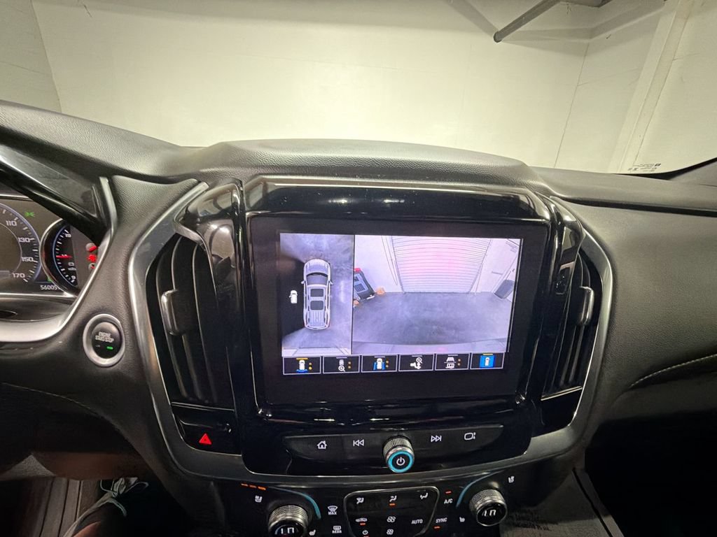 Used 2023 Chevrolet Traverse Premier w/ Redline Edition FWD image 15