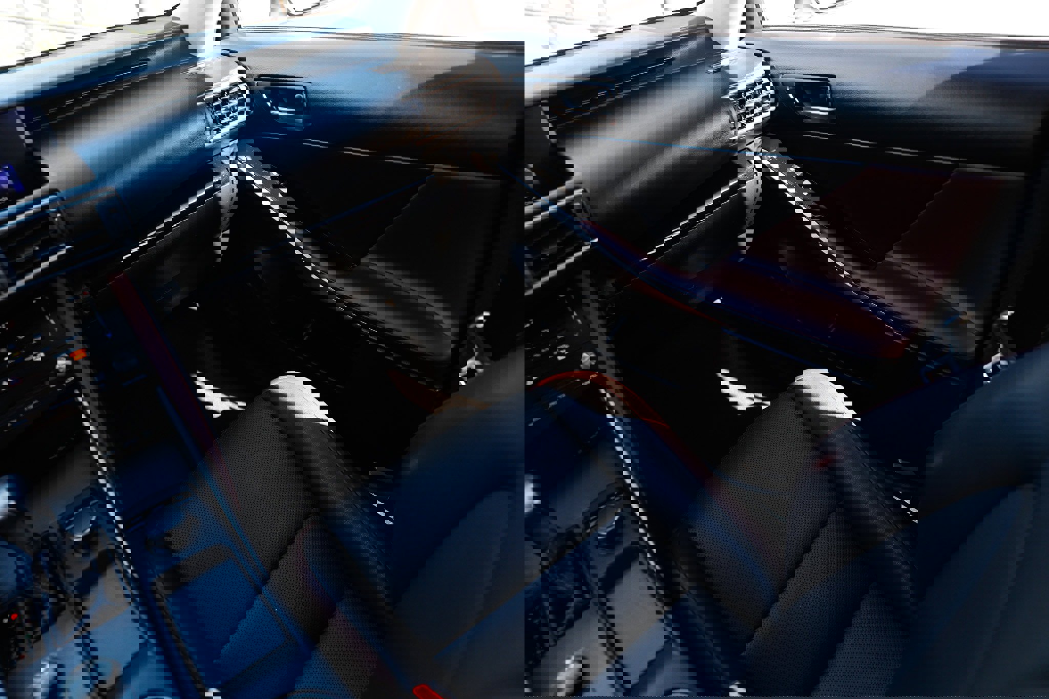 Used 2017 Lexus IS 200t image 27