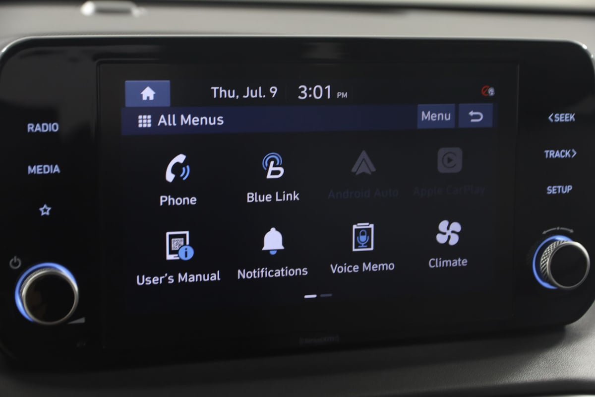 Used 2022 Hyundai Santa Fe XRT FWD image 9
