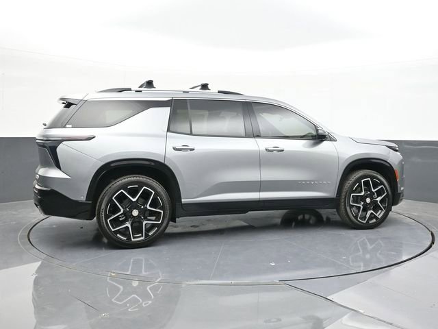 New 2025 Chevrolet Traverse High Country FWD image 15