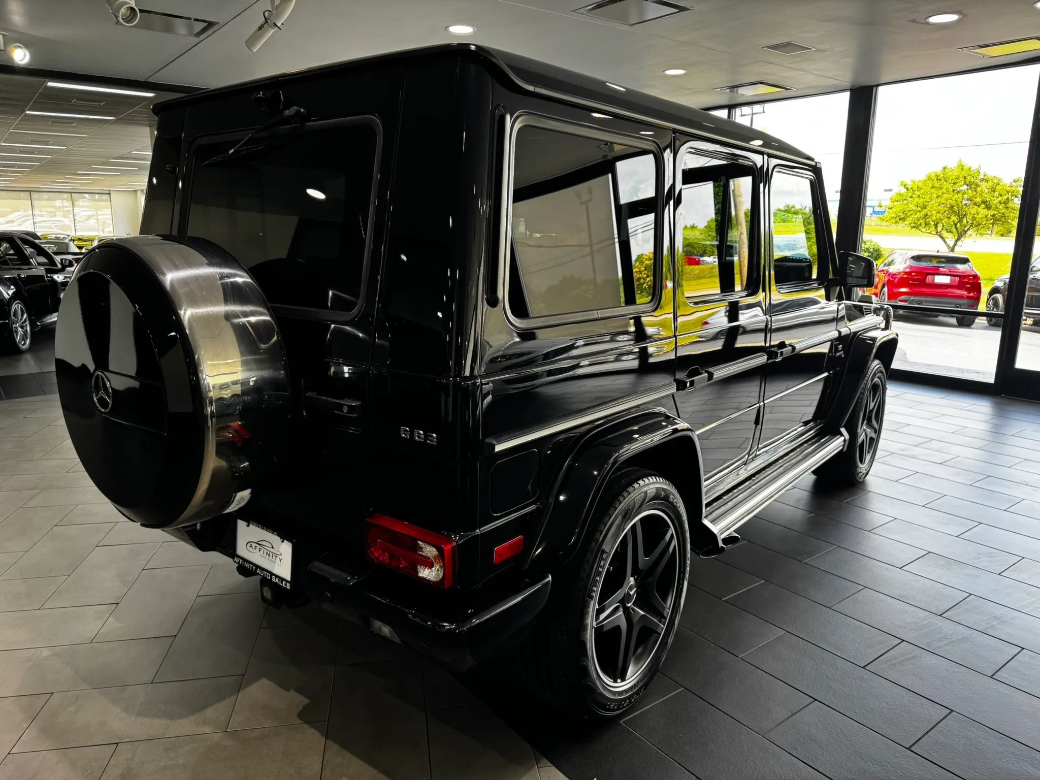Used 2017 Mercedes-Benz G 63 AMG 4MATIC image 5