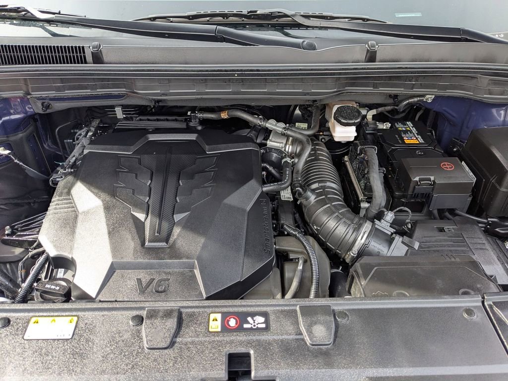 Used 2025 Kia Carnival image 34