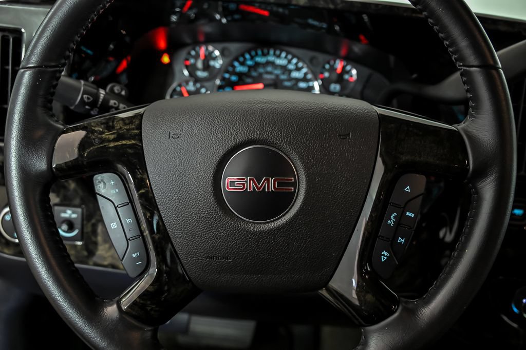 Used 2023 GMC Savana 2500 RWD image 20