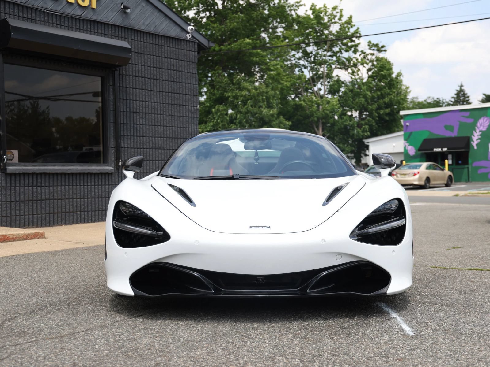 Used 2020 McLaren 720S Spider RWD image 9