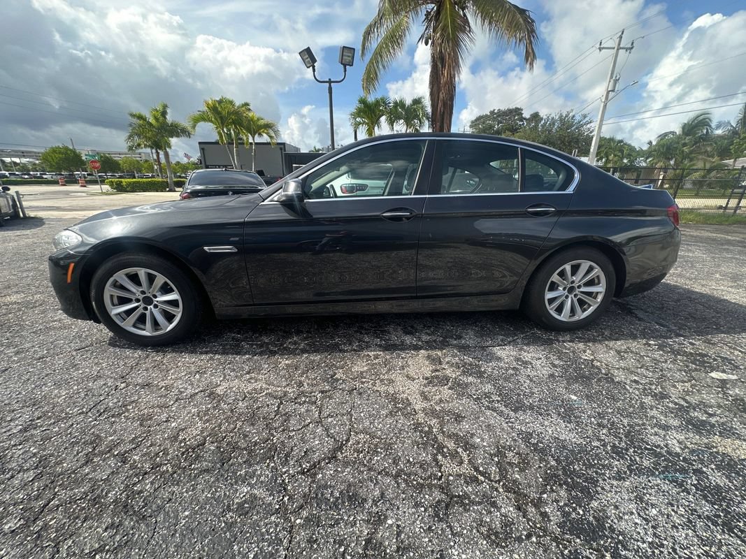 Used 2016 BMW 528i xDrive Sedan AWD/4WD image 8