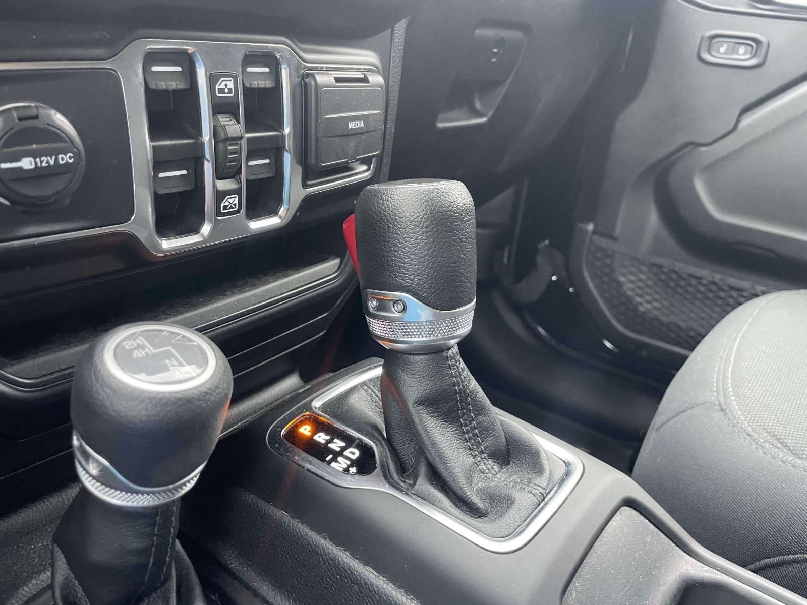 Used 2022 Jeep Gladiator Sport AWD/4WD image 30