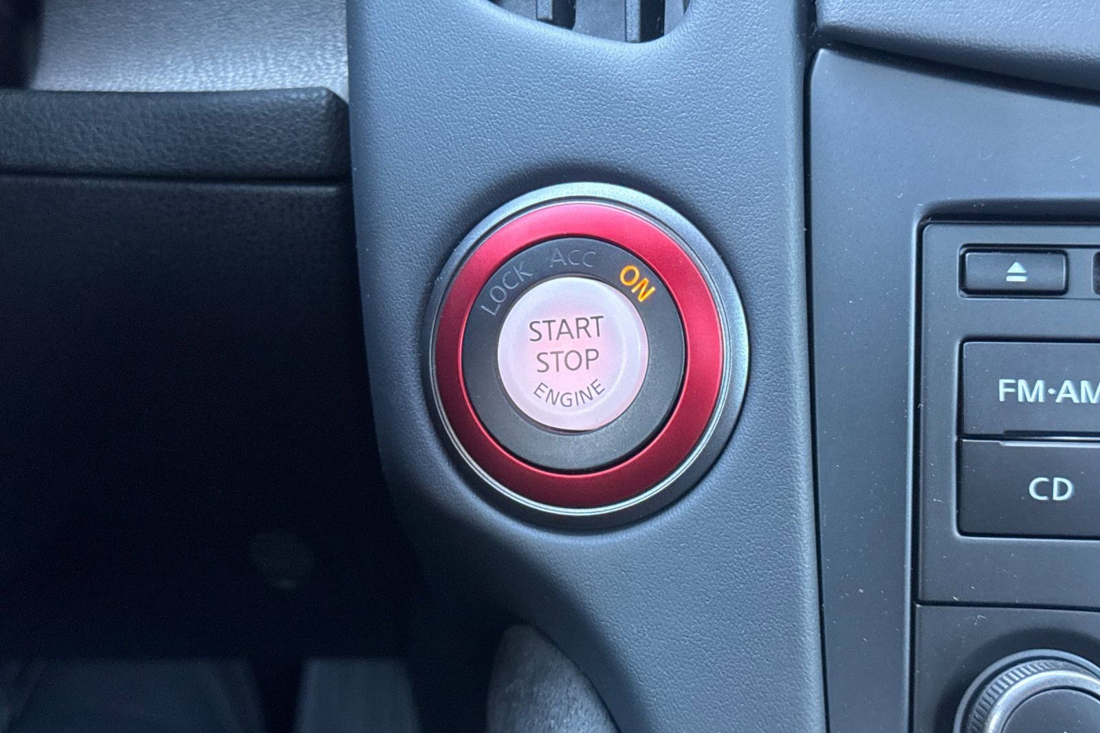 Used 2020 Nissan 370Z image 34