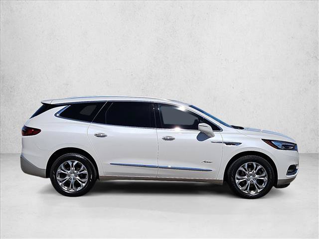 Used 2018 Buick Enclave Avenir w/ Avenir Technology Package AWD/4WD image 4
