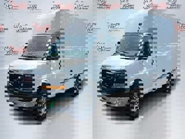 New 2025 GMC Savana 3500 w/ Power Convenience Package