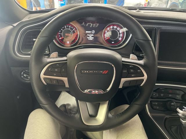 Certified 2016 Dodge Challenger R/T Scat Pack w/ Leather Interior Group RWD image 15