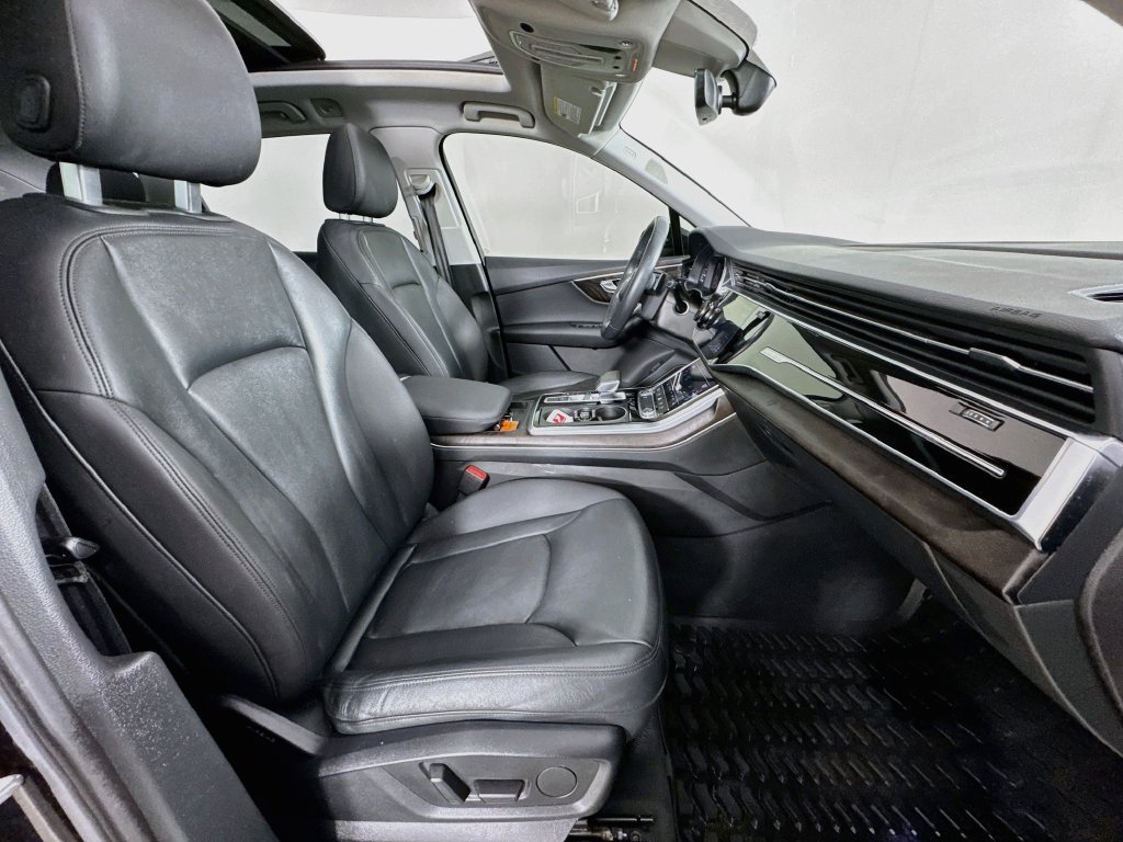 Used 2021 Audi Q7 3.0T Premium Plus AWD/4WD image 37