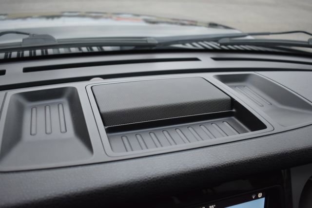 Used 2016 Ford Expedition Limited image 28