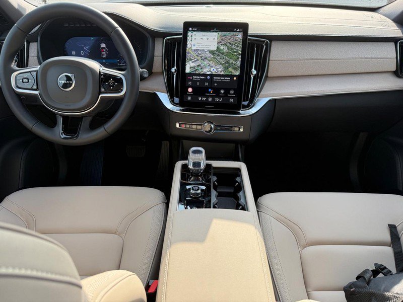 New 2026 Volvo XC90 B5 Core image 6